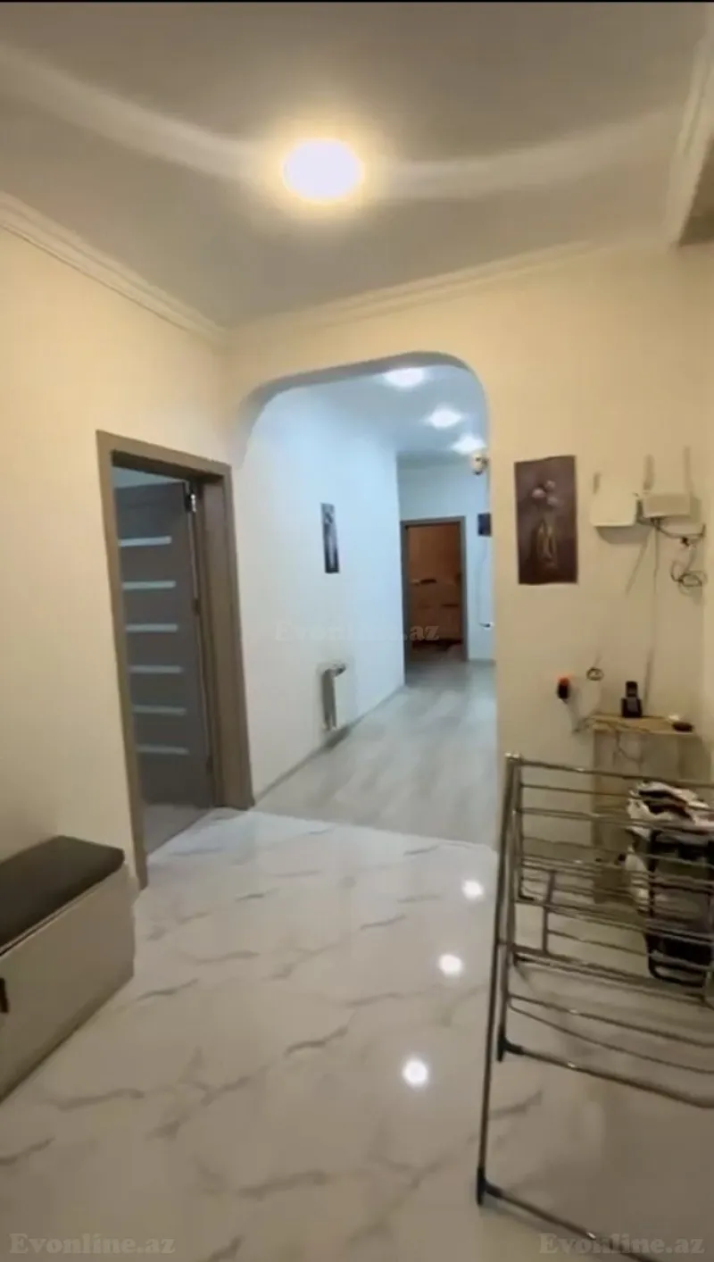 Satılır 4 otaqlı Həyət evi 200 m² Bakı, Abşeron r — Ev, villa, Bakı