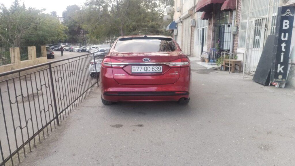 Ford Fusion (North America), 2.0 L, 7.6 kWh, 2018 il, 177 000 km 77-QC-639 — Avtomobillər, Bakı (8)
