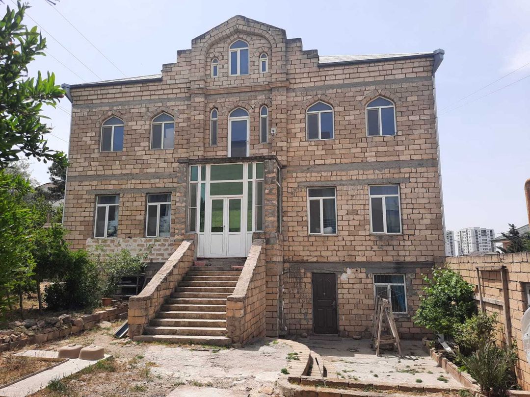 Satılır 6 otaqlı həyət evi/bağ evi 500 m² — Ev, villa, Bakı (2)