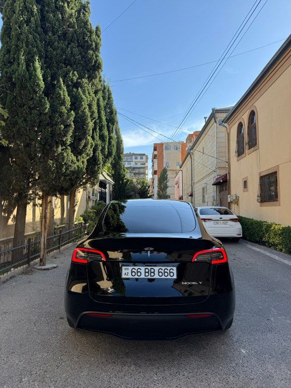 Tesla Model Y, 75 kWh, 2024 il, 50 000 km 66-BB-666 — Avtomobillər, Bakı (2)