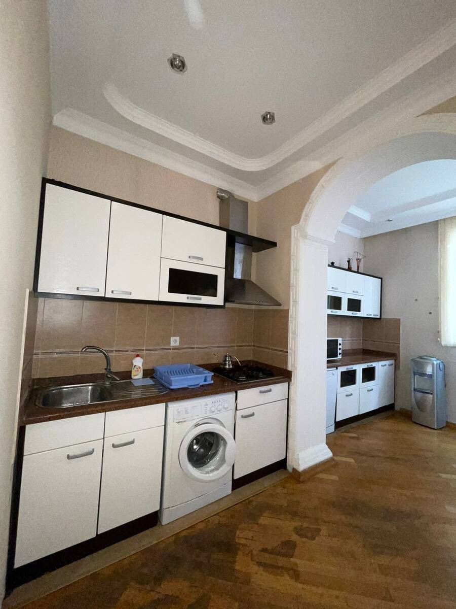 İcarəyə verilir 2 otaqlı köhnə tikili 80 m² — Mənzil, Bakı (3)