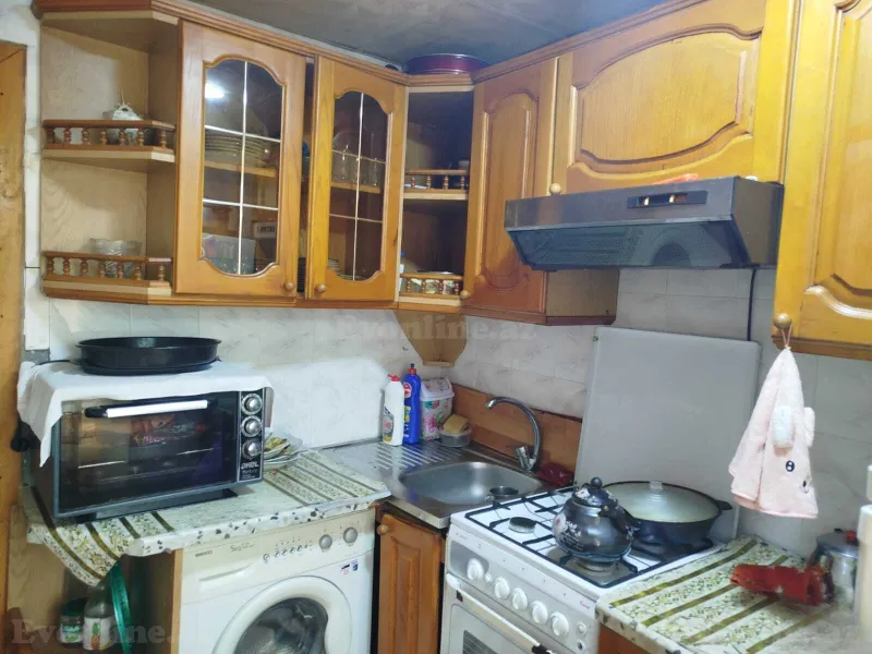 Satılır 2 otaqlı Mənzil Köhnə tikili 50 m² Bakı, Xətai r., Həzi Aslanov m — Mənzil, Bakı (8)