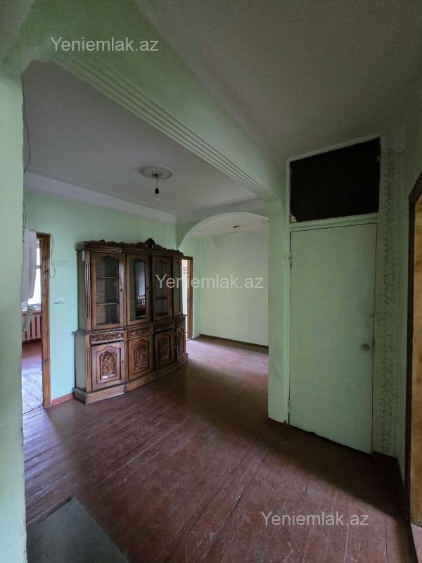 Satılır 4 otaqlı Bina evi menzil (Köhnə tikili), 100 m², Xətai rayonu — Mənzil, Bakı (10)