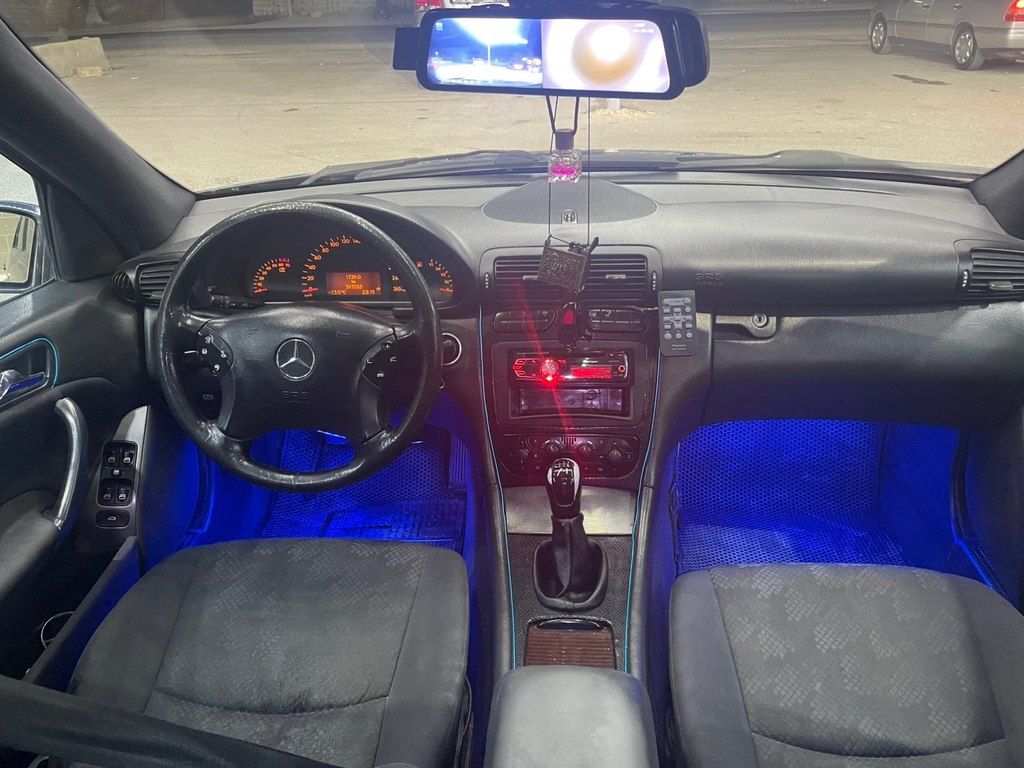 Mercedes C 200, 2.0 L, 2002 il, 397 000 km 77-QX-054 — Avtomobillər, Bakı (10)