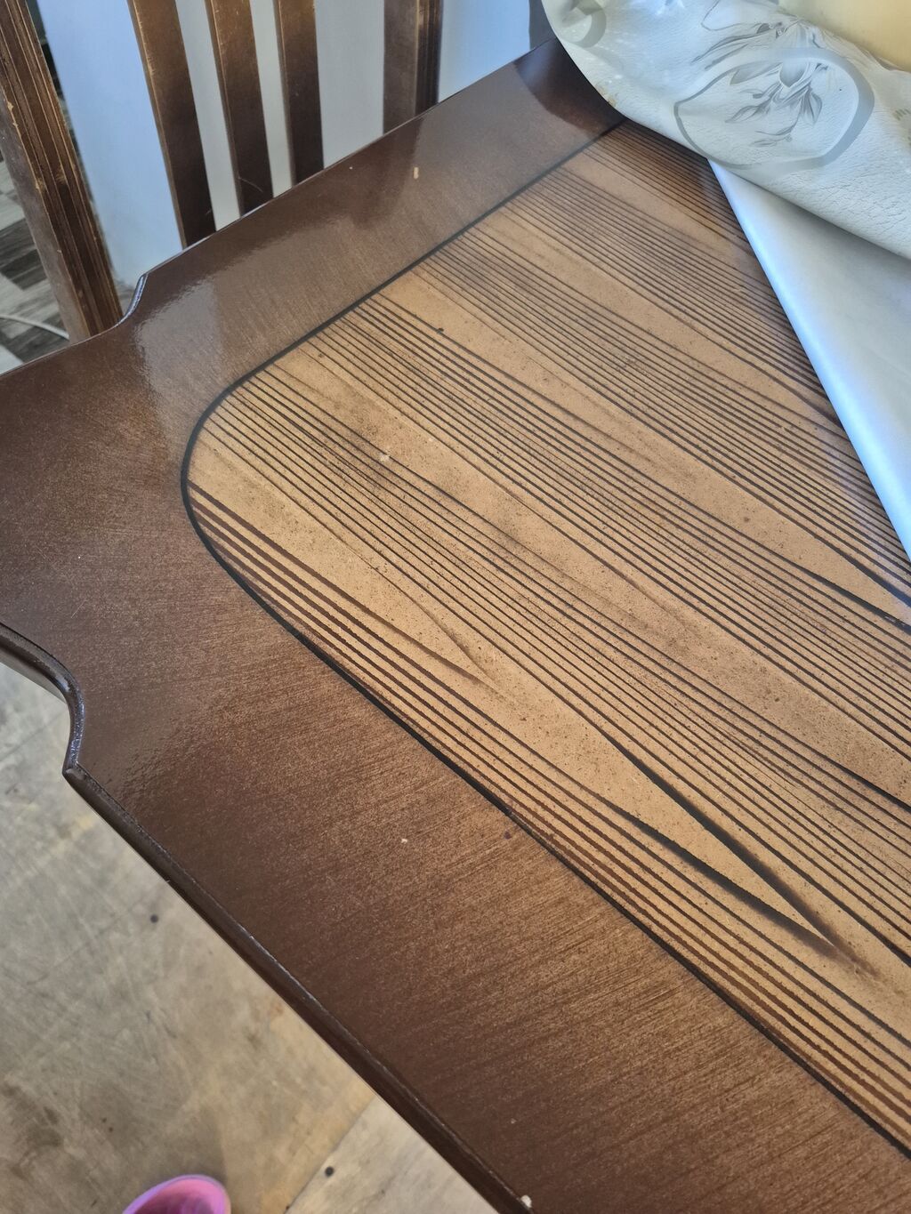 Yemək otağı üçün klassik stol və 4 ədəd stul dəsti. - Material: ağac — Masalar və stullar, Digah (2)
