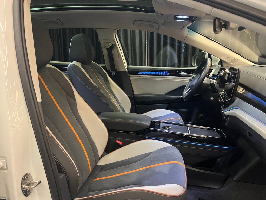 Volkswagen ID.6 X, 84.8 kWh, 2022 il, 43 000 km — Avtomobillər, Bakı (12)