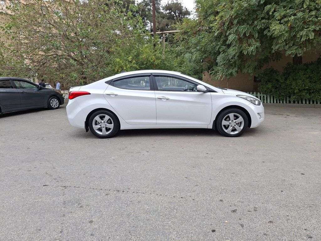 Hyundai Elantra, 1.6 L, 2012 il, 221 890 km 88-CT-478 — Avtomobillər, Bakı (12)
