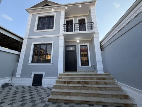 Satılır 4 otaqlı həyət evi/bağ evi 140 m² — Дом, вилла