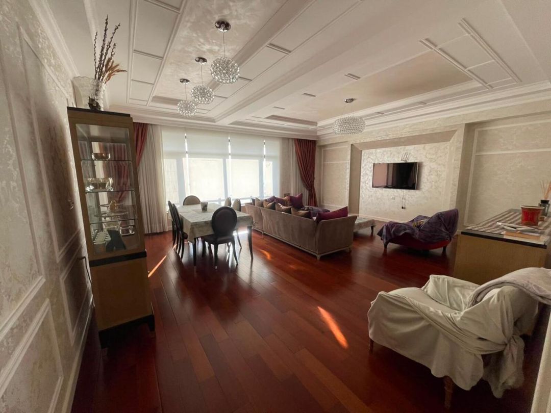 Satılır 5 otaqlı yeni tikili 225 m² — Mənzil, Bakı (2)