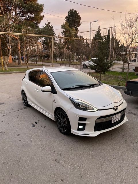 Toyota Aqua, 1.5 L, 0.87 kWh, 2019 il, 156 000 km — Bakı