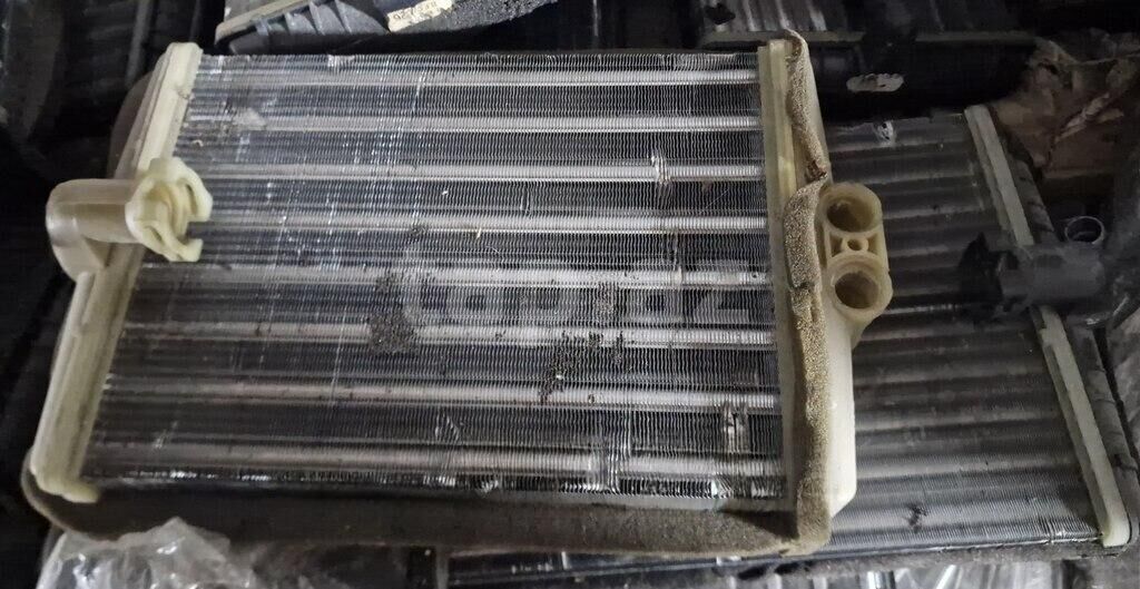 "Mercedes benz" pec radiatoru və boruları Mercedes benz pec radiator — Isitmə və kondisionerlər, Bakı (5)