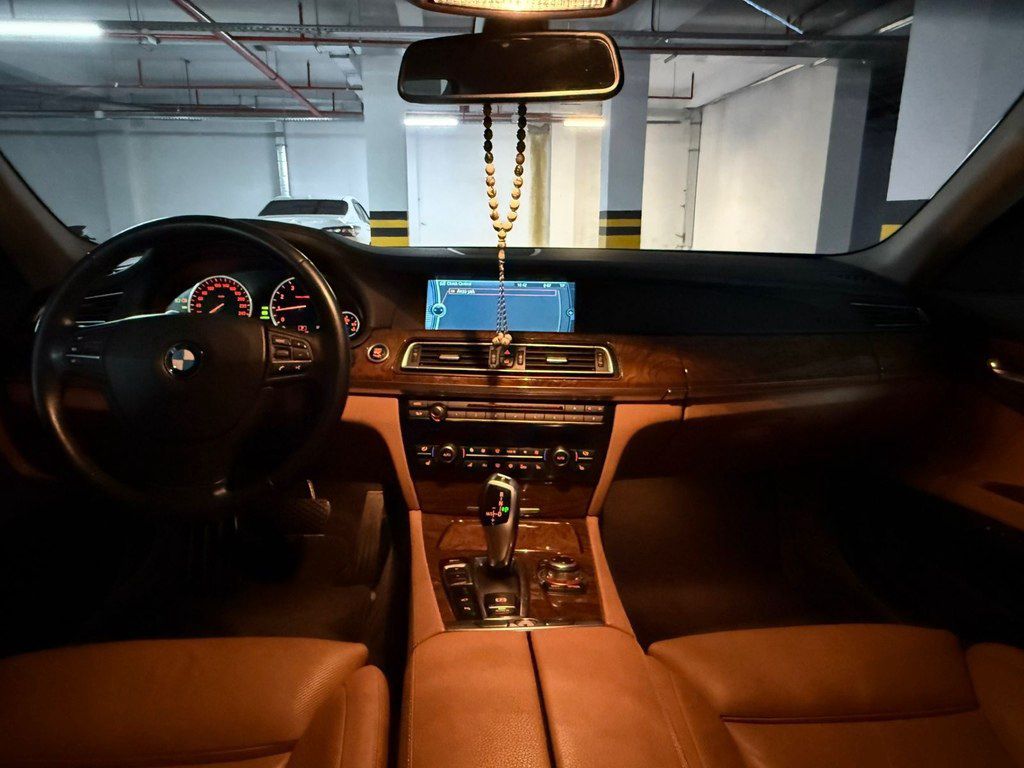 BMW 730, 3.0 L, 2010 il, 85 000 km — Avtomobillər, Bakı (9)