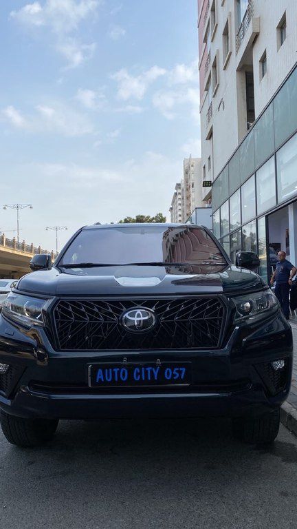 Toyota Land Cruiser Prado, 2.7 L, 2020 il, 141 000 km — Bakı