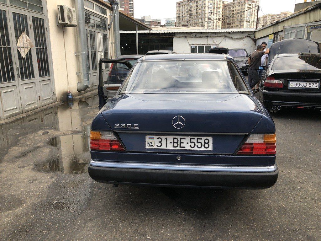 Mercedes 230 E, 2.3 L, 1990 il, 328 000 km 31-BE-558 — Avtomobillər, Bakı (8)