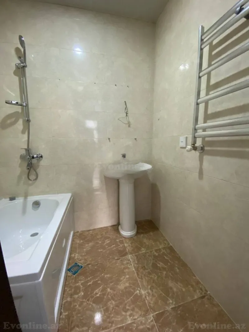 Satılır 3 otaqlı Mənzil Yeni tikili 77 m² Bakı, Suraxanı r — Mənzil, Bakı (8)