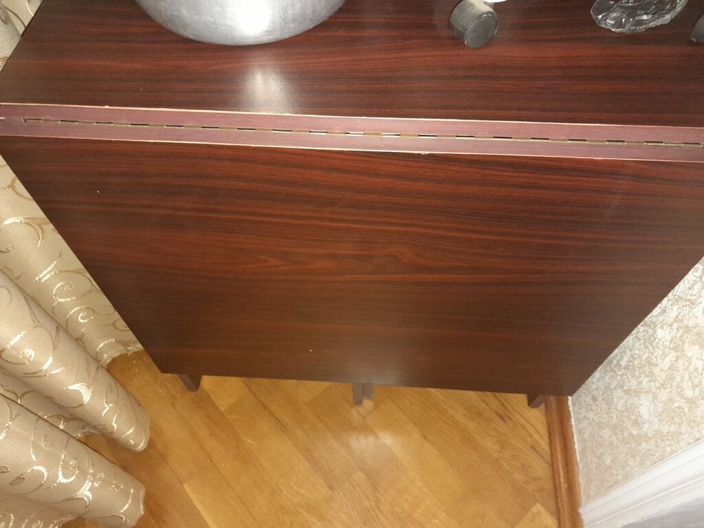 Qatlanan masa – kompakt, praktiki və çoxməqsədli. - Material: ağac — Masalar, Bakı (2)