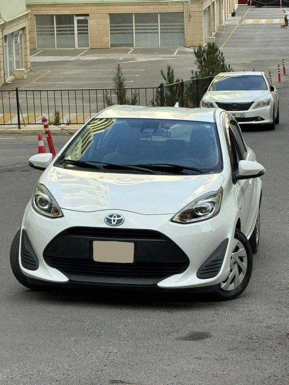 Toyota Aqua, 1.5 L, 0.87 kWh, 2019 il, 109 000 km — Avtomobillər, Bakı