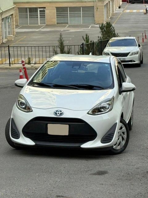 Toyota Aqua, 1.5 L, 0.87 kWh, 2019 il, 109 000 km — Bakı
