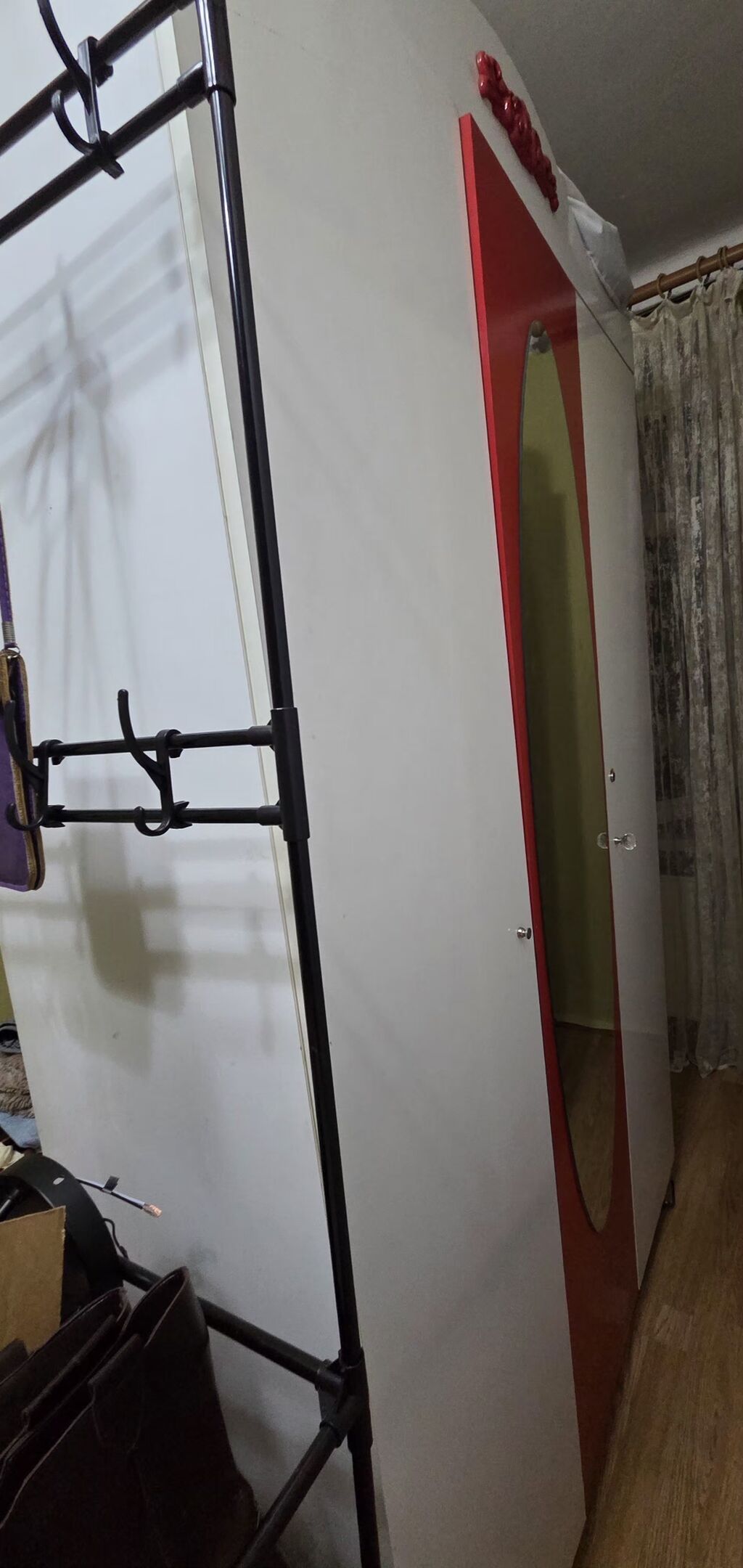 İşlənmiş, 2 qapılı, Güzgülü, Ağ, Taxta, Açılan, Düz dolab — Şkaflar, Bakı (2)
