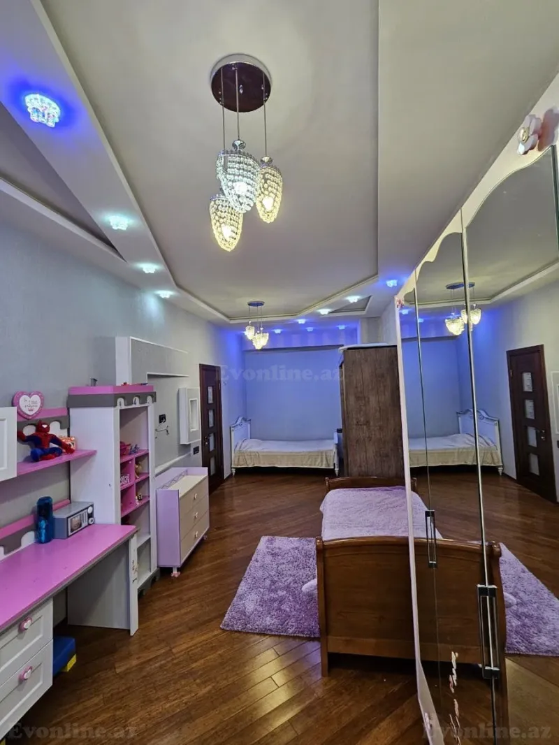 Satılır 4 otaqlı Mənzil Yeni tikili 200 m² Bakı, Yasamal r., Elmlər Akademiyası m — Mənzil, Bakı (8)