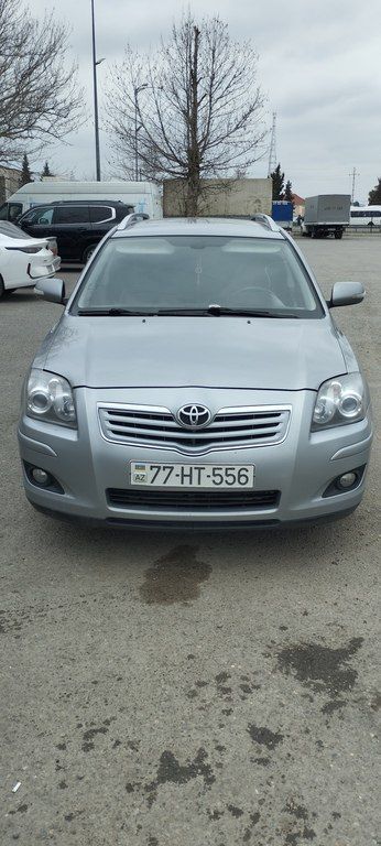 Toyota Avensis, 2.0 L, 2008 il, 500 000 km — Yevlax