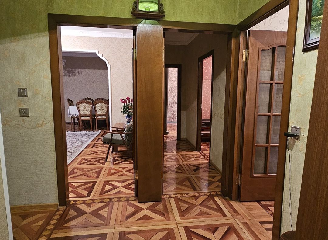 Satılır 4 otaqlı köhnə tikili 120 m² — Mənzil, Bakı (4)