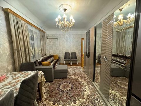 Yerdeki xalca satilir 500 manata alinib 450 manata satilir Real — Bakı