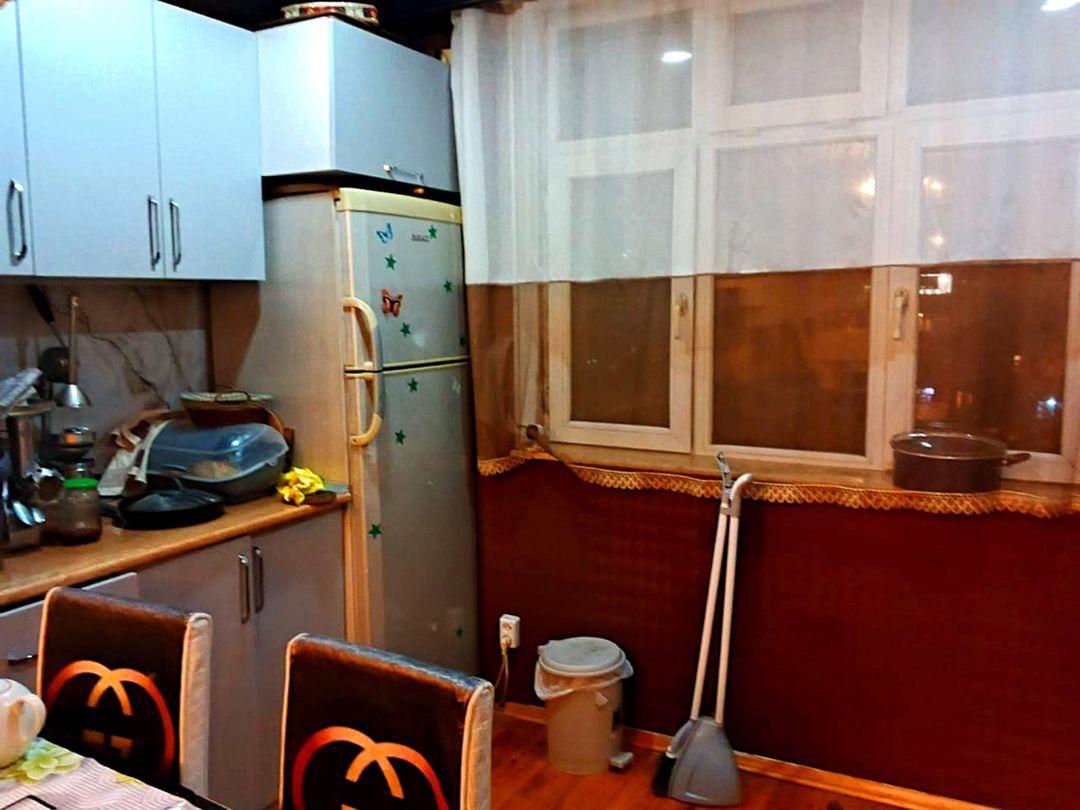Satılır 4 otaqlı köhnə tikili 75 m² — Mənzil, Bakı (4)