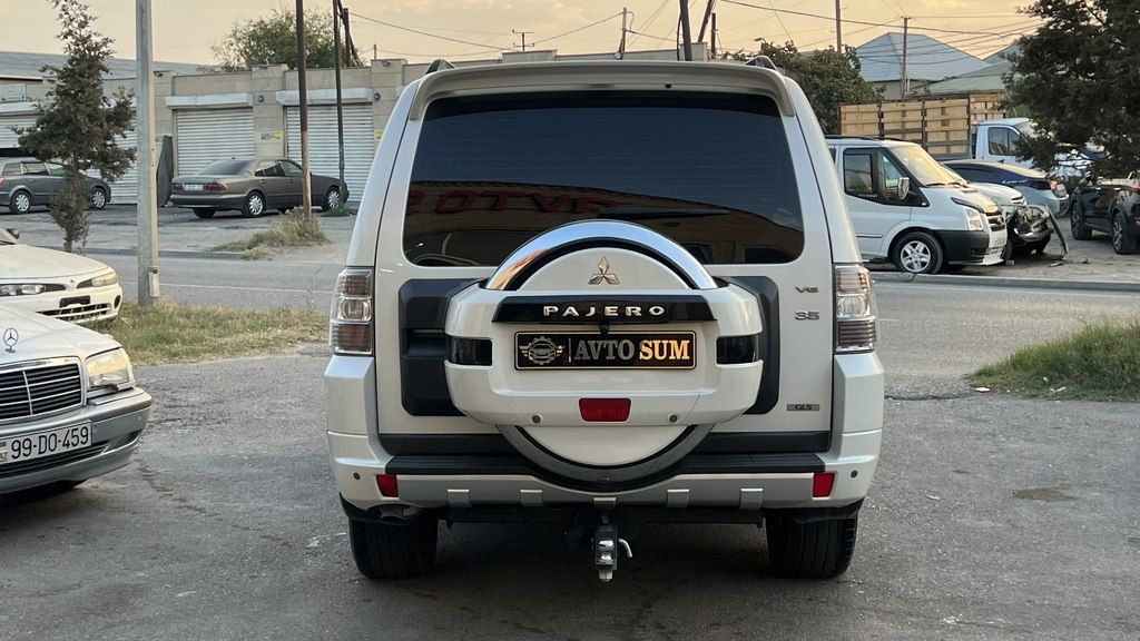 Mitsubishi Pajero, 3.5 L, 2010 il, 184 000 km — Avtomobillər, Sumqayıt (12)