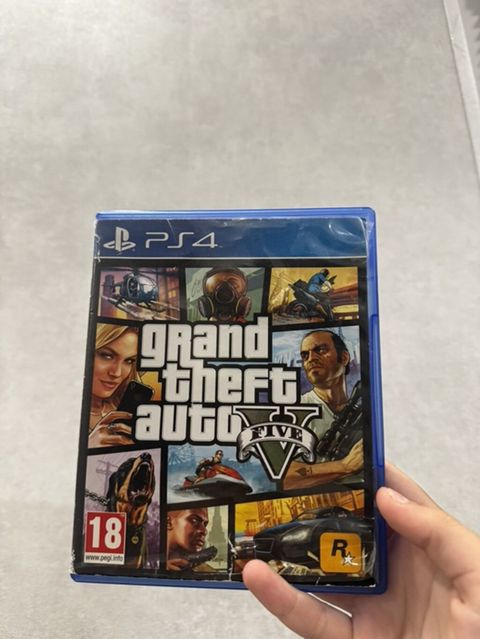 PS4 oyun diskları – 4 başlıq bir yerdə - Grand Theft Auto V (GTA V) — Bakı