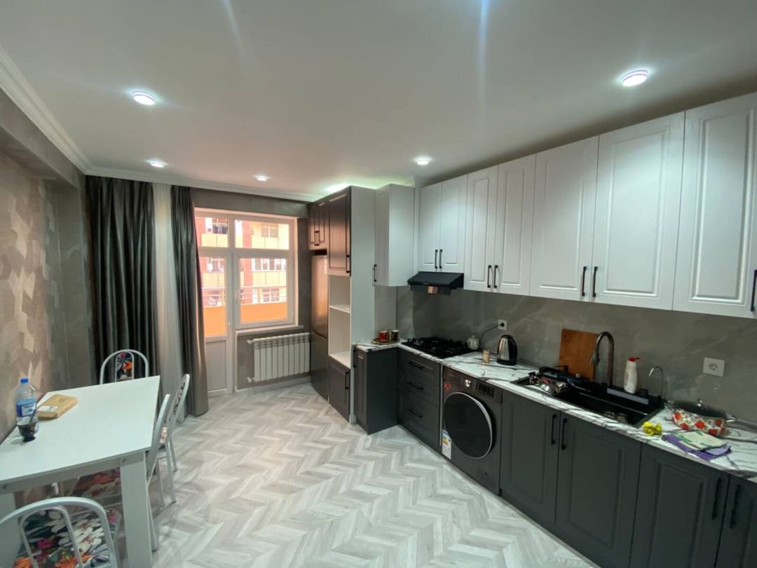 İcarəyə verilir 3 otaqlı yeni tikili 120 m² — Mənzil, Bakı (10)