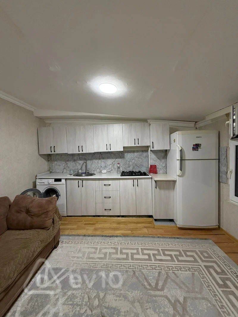 4 otaqlı həyət evi, 70 m², Nəsimi rayonu Ceyhun Hacıbəyli küçəsi — kirayə — Ev, villa, Bakı (2)