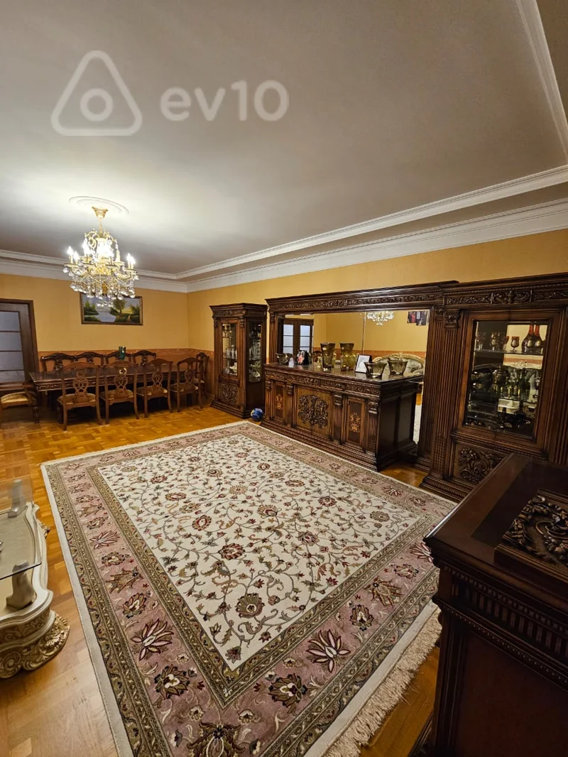 3 otaqlı mənzil, 150 m², Bakı, Ceyhunbəy Hacıbəyli küç. — kirayə — Mənzil, Bakı (2)