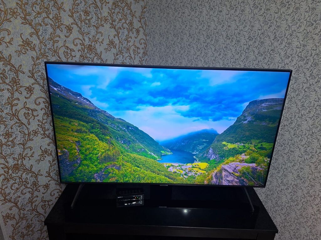 127sm 4K Samsung Smart TV – böyük ekranlı, nazik çərçivəli model — Televizorlar, Bakı (5)