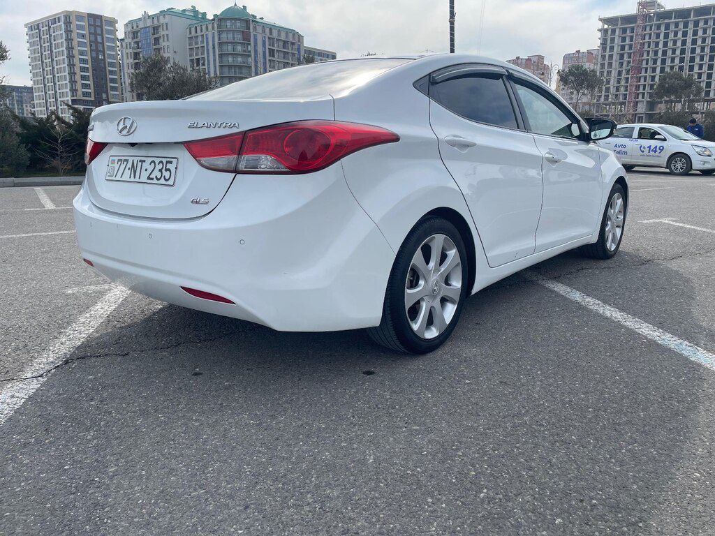 Hyundai Elantra, 1.8 L, 2011 il, 230 000 km 77-NT-235 — Avtomobillər, Sumqayıt (3)