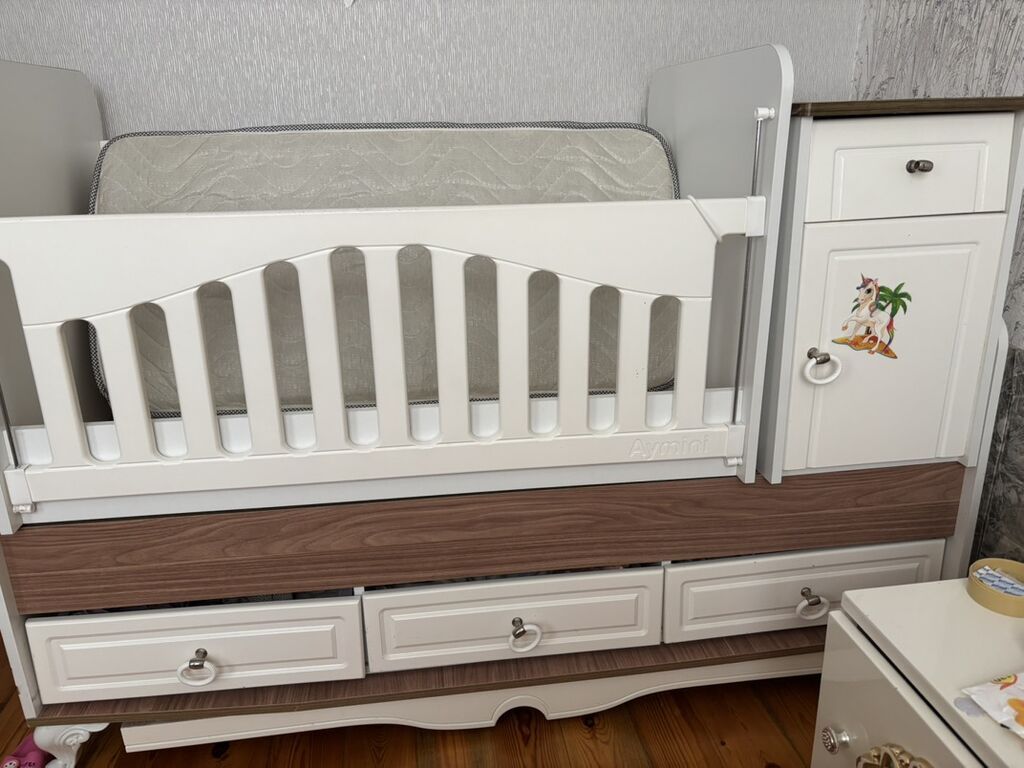 Uşaq beşiyi – çevik kombi model - Rəng və material: ağ və qəhvəyi — Bəşikləri, Bakı (3)