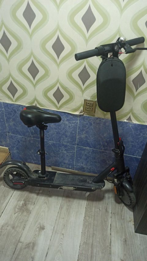 Elektrik skuter 300 verirem real alıcıya endirim eliyecem suret 35 ve — Bakı