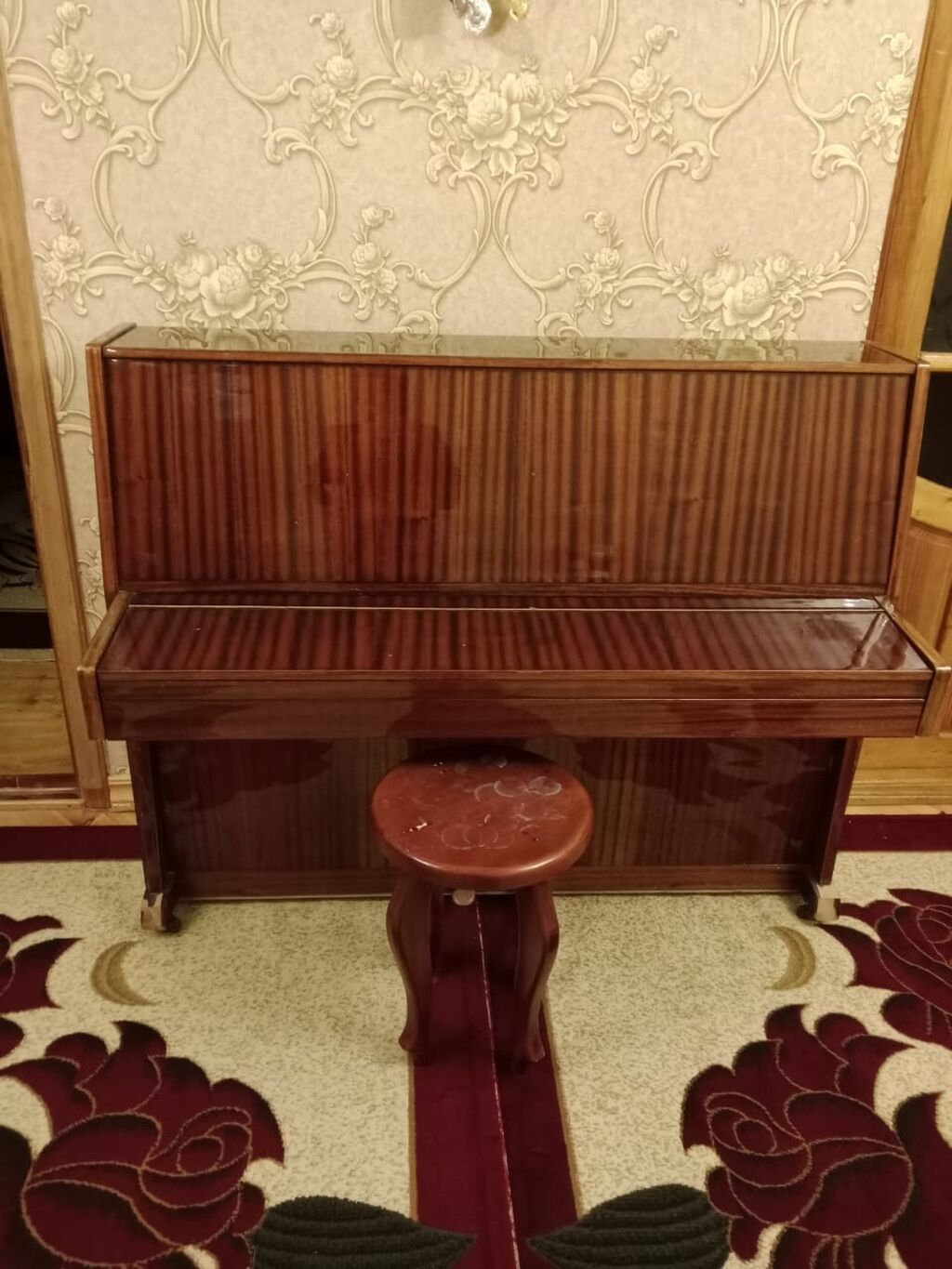 Upright piano – “Украина” markalı - Tip: Akustik upright piano — Pianino və digər klaviş alətləri, İmişli (2)