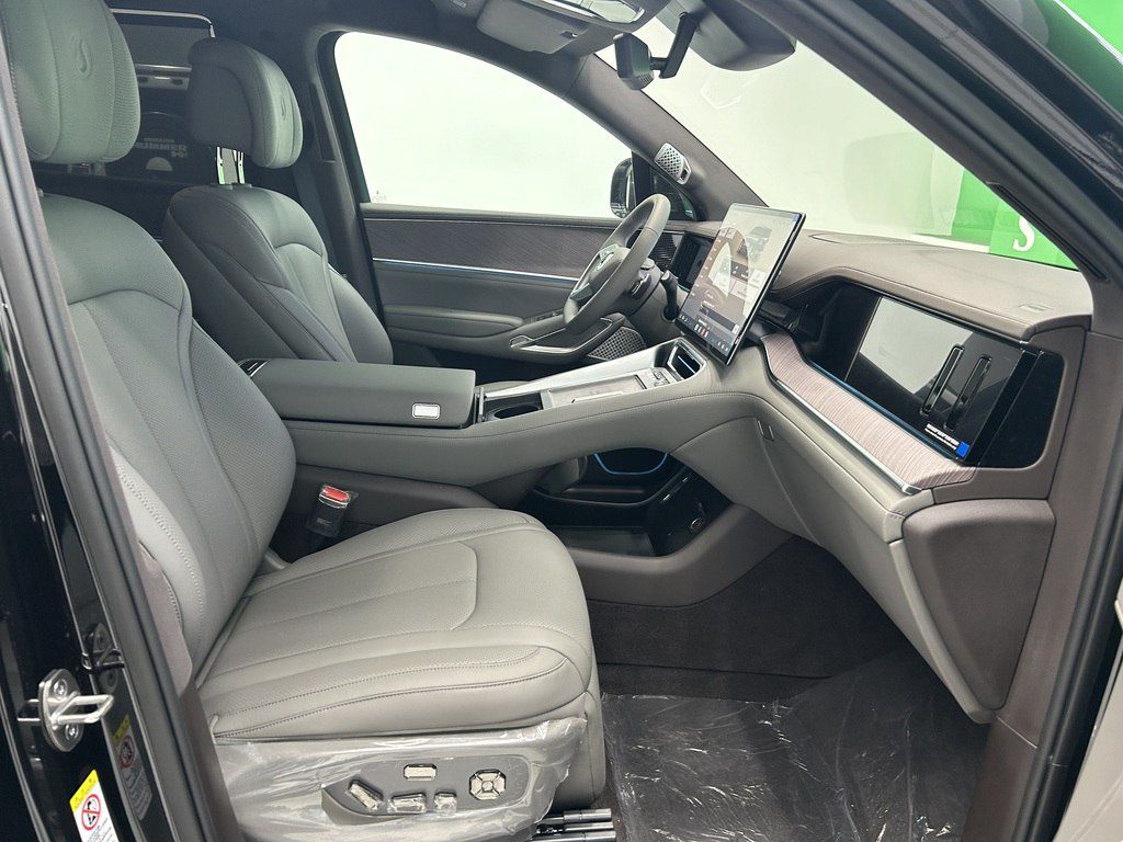 Denza N9, 2.0 L, 46.99 kWh, 2025 il, yeni — Avtomobillər, Bakı (10)