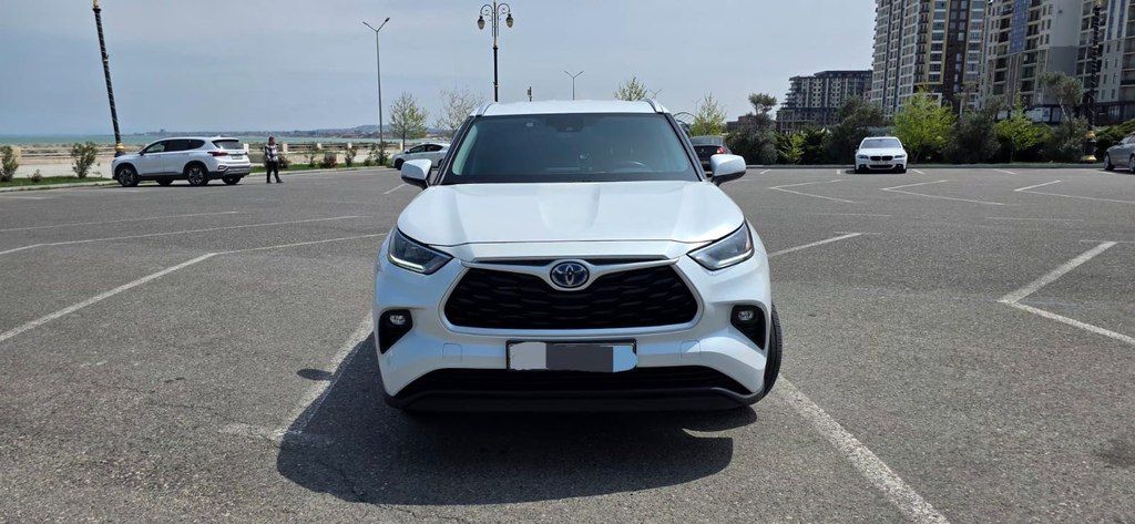 Toyota Highlander, 2.5 L, 1.6 kWh, 2023 il, 35 000 km — Avtomobillər, Sumqayıt