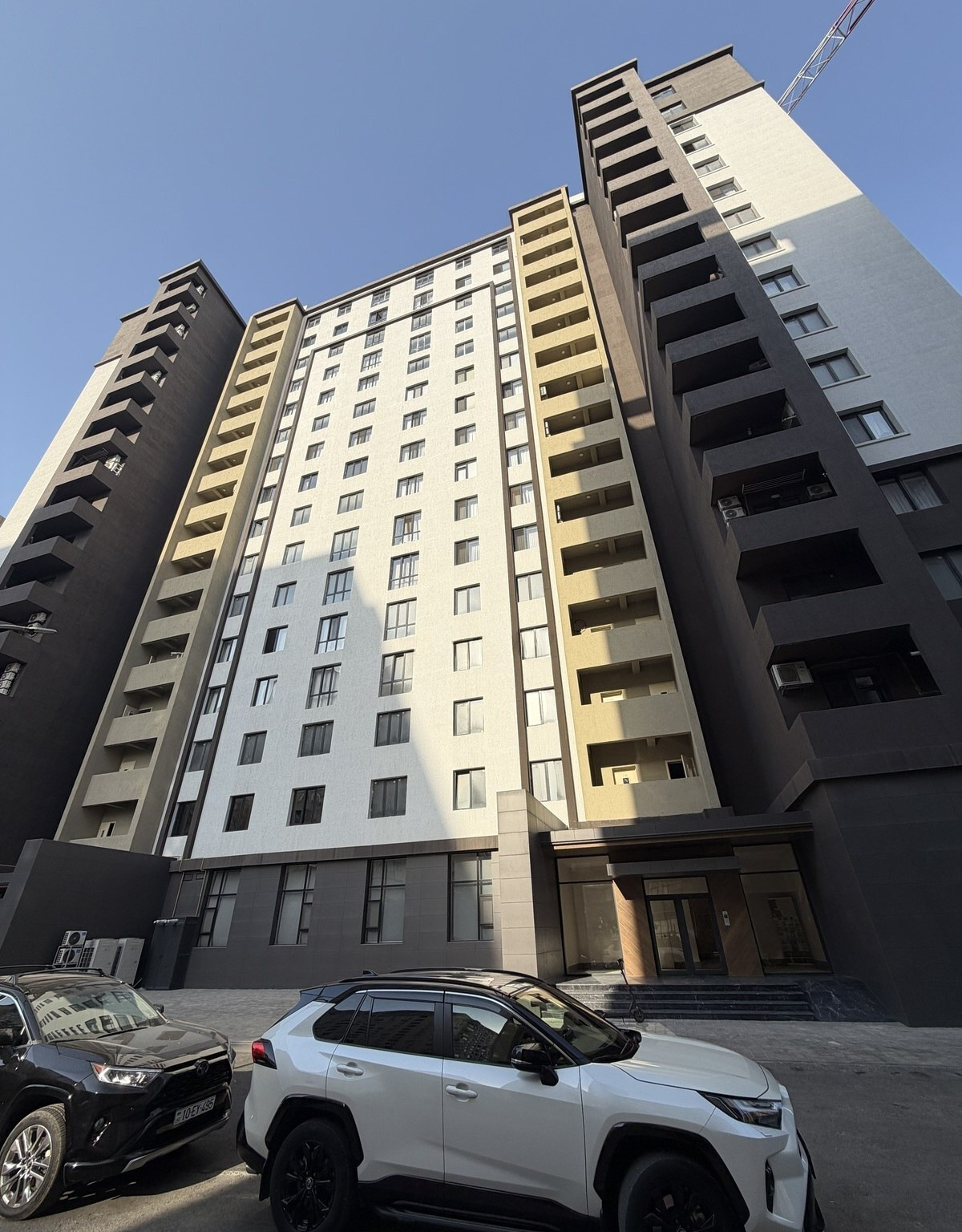 2 otaqlı mənzil 85 m² satılır — Bakı