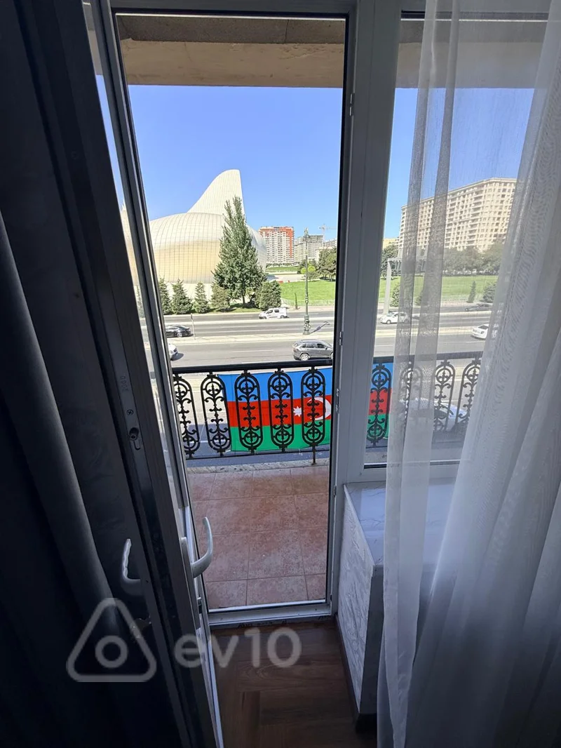 3 otaqlı mənzil, 75 m², Heydər Əliyev prospekti — Mənzil, Bakı (7)