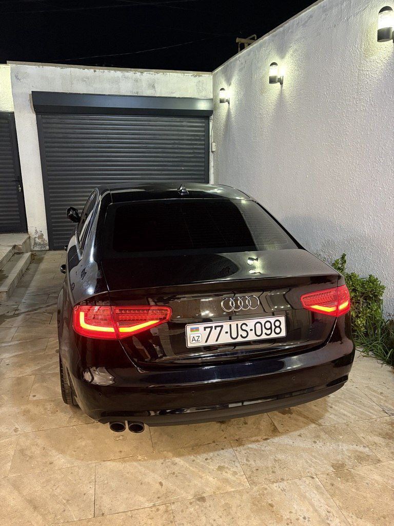 Audi A4, 1.8 L, 2013 il, 207 000 km 77-US-098 — Avtomobillər, Bakı (4)