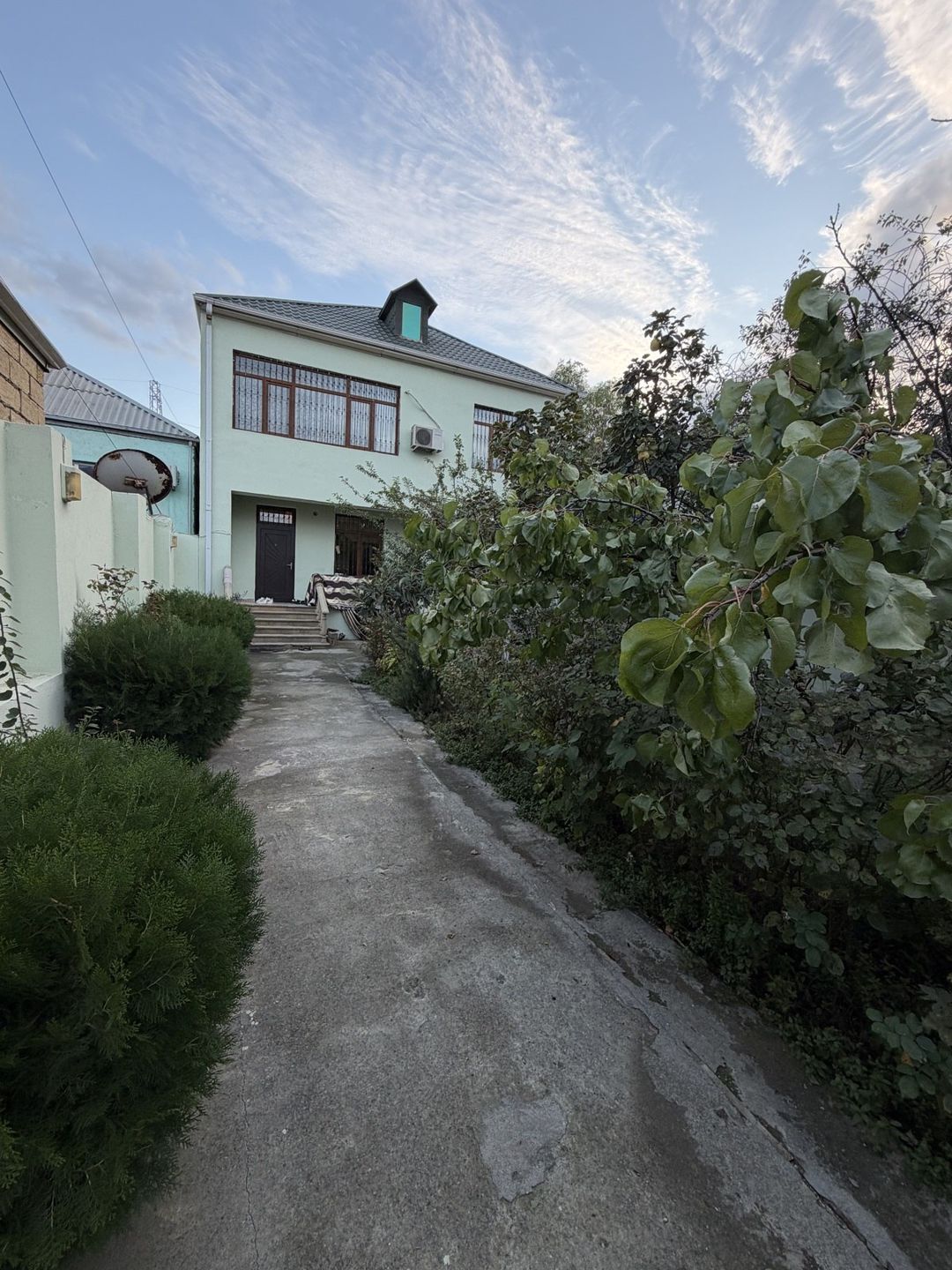 Satılır 5 otaqlı həyət evi/bağ evi 200 m² — Ev, villa, Bakı (2)