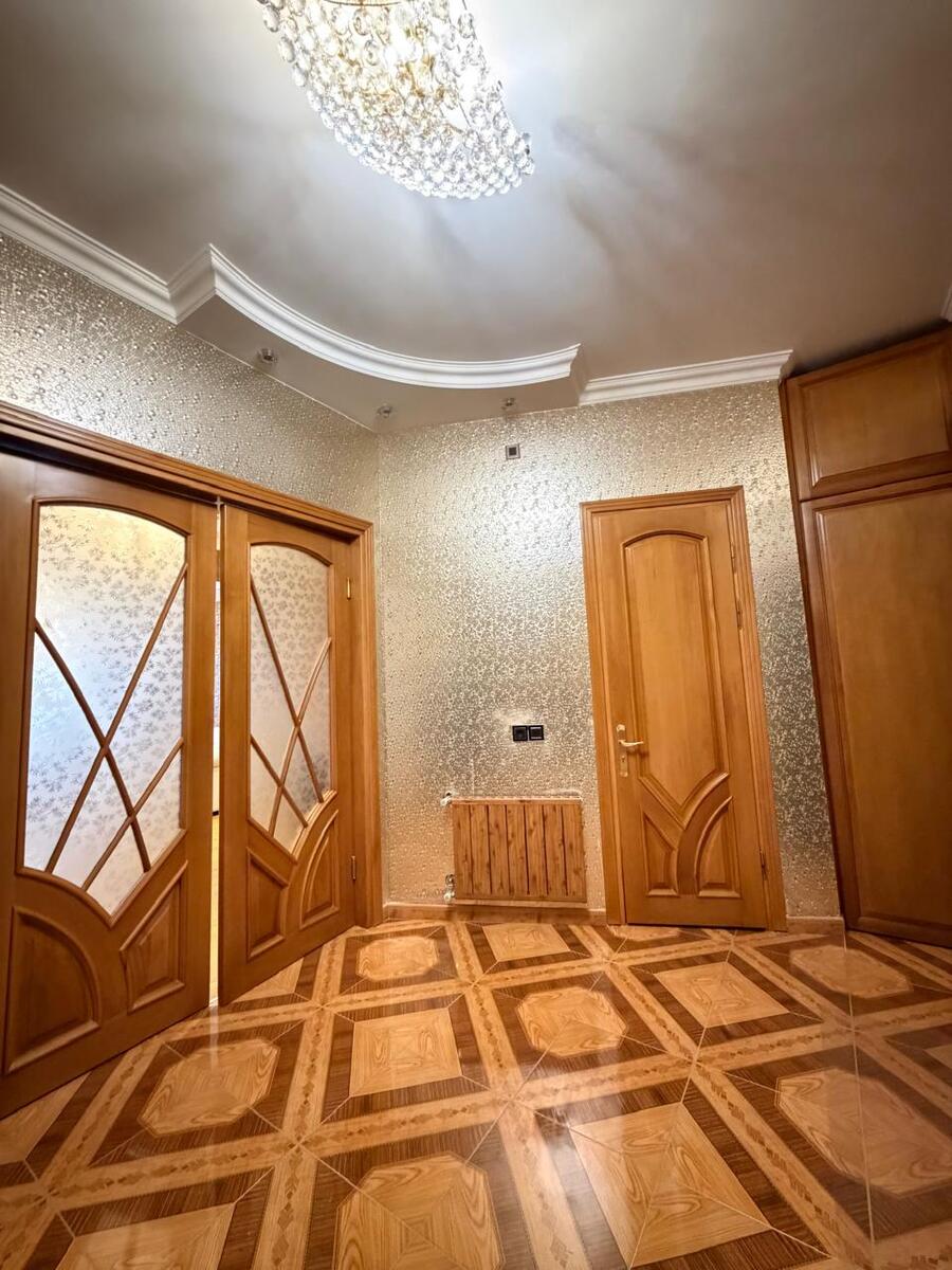 Satılır 6 otaqlı yeni tikili 265 m² — Mənzil, Bakı (5)