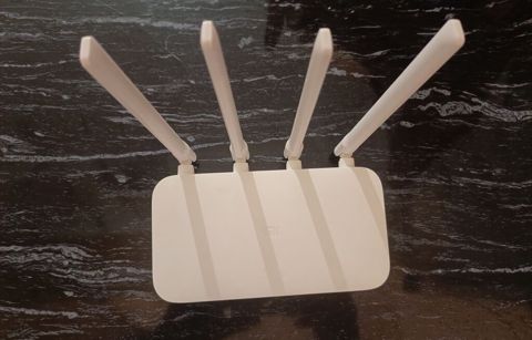 Xiaomi Mi Router 4A - Model: Mi Router 4A (R4AC qeyd olunur etiketdə) — Sumqayıt