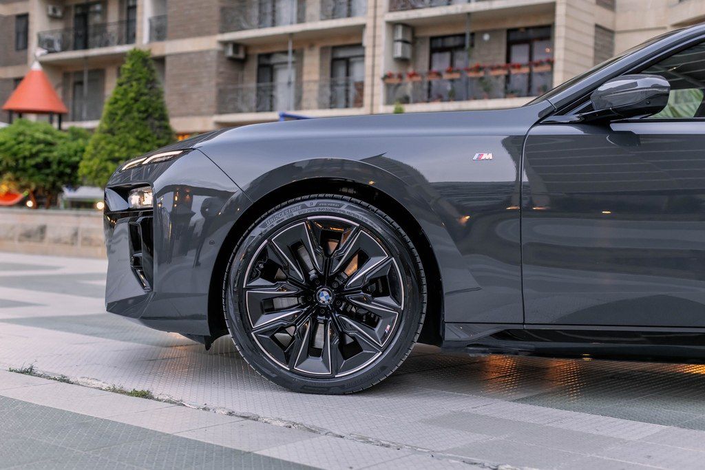 BMW i7, 105.7 kWh, 2023 il, 26 000 km — Avtomobillər, Bakı (10)