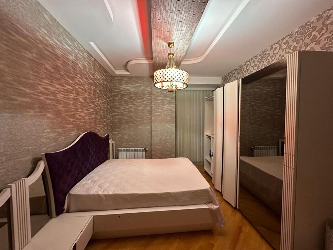 Satılır 4 otaqlı yeni tikili 180 m² — Mənzil, Bakı (3)