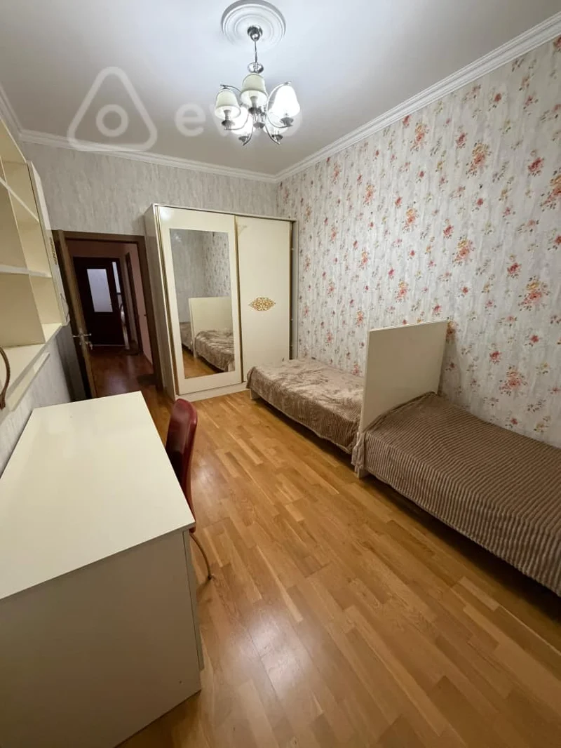 3 otaqlı mənzil, 120 m², Dənizkənarı küçəsi. — kirayə — Mənzil, Bakı (3)