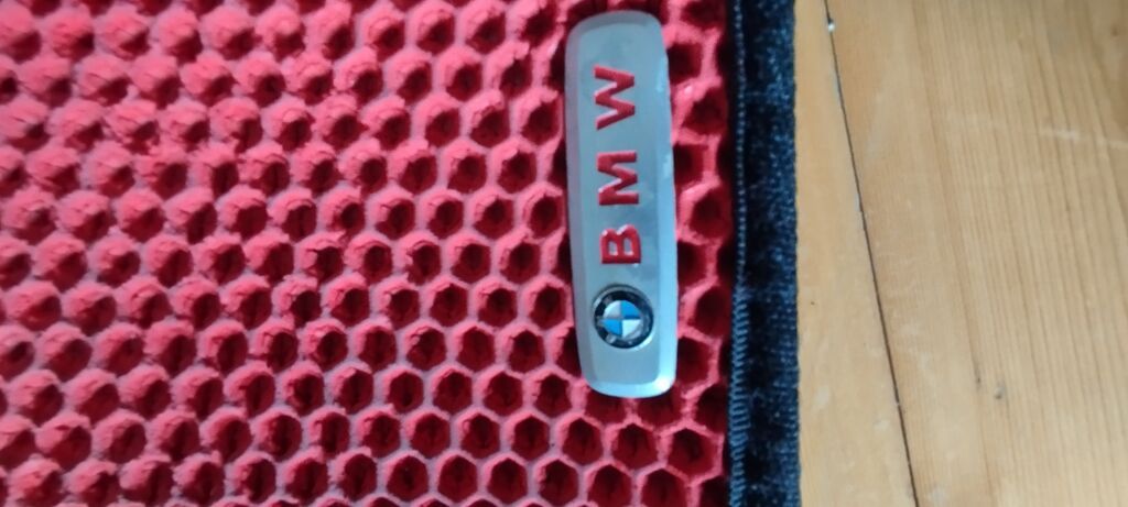 Avtomobil üçün ayaqaltı, İşlənmiş, Rezin, BMW Ünvandan götürmə — Avtomobil xalıları və aksesuarları, Bakı